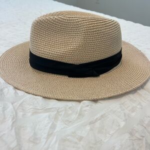 Lanzom wide brim straw hat